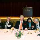 シーファー駐日米国大使昼食講演会 2006年12月1日(金) 大阪日米協会創設60周年記念講演 リーガロイヤルホテル